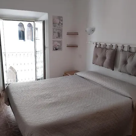 Turistico Lidia Apartmán *